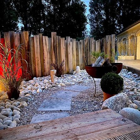 Domaine Natureza Suite Momento Plouvain Exterior photo