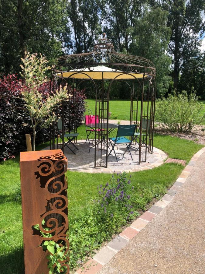 Domaine Natureza Suite Momento Plouvain Exterior photo